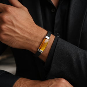 Pulsera para Hombre de Caucho, Ámbar y Plata – Elegancia y Vitalidad